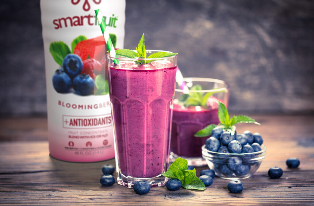 fresh blueberry smoothie in the glass